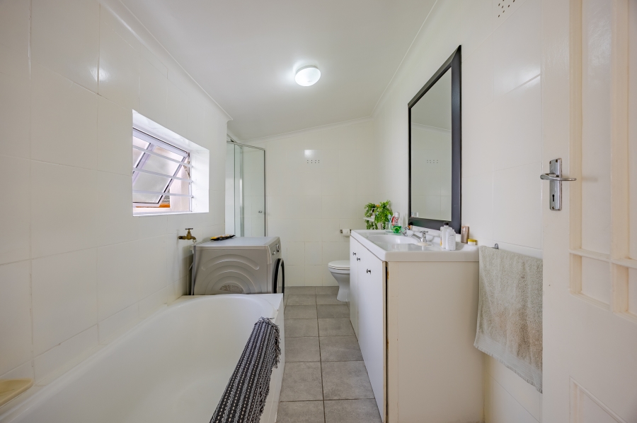 2 Bedroom Property for Sale in Observatory Western Cape